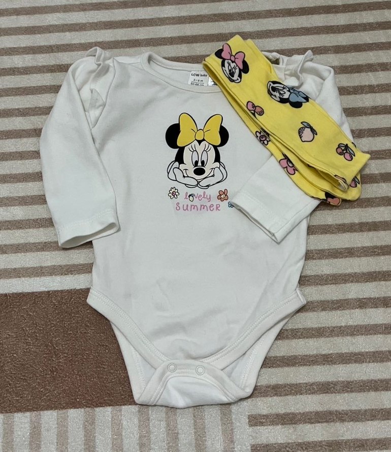 Dantel İşlemeli Beyaz Bebek Hastane Kıyafeti ve 3lü takım - Görsel 3