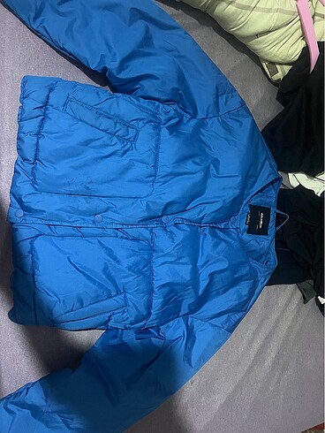 PULL&BEAR MONT