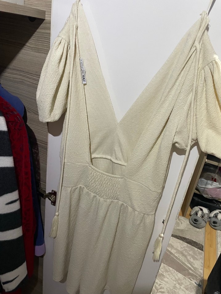 Kısa balon kollu v yaka
 tulum - Görsel 4