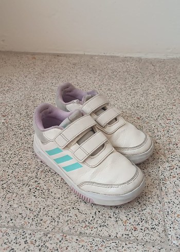 31 Beden beyaz Renk Adidas Kız Çocuk Beyaz Spor Ayakkabı