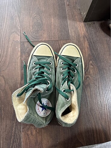 yeşil boğazlı converse