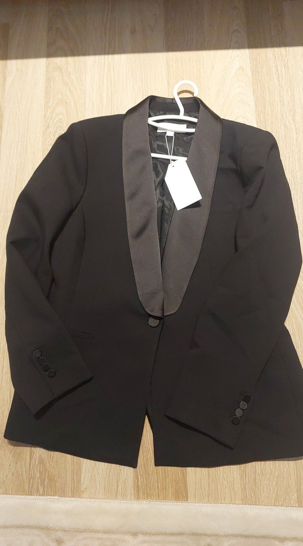 Düğmeli Siyah Kadın Blazer Ceket
AÇIKLAMADA GARANTİ VAR! - Görsel 4