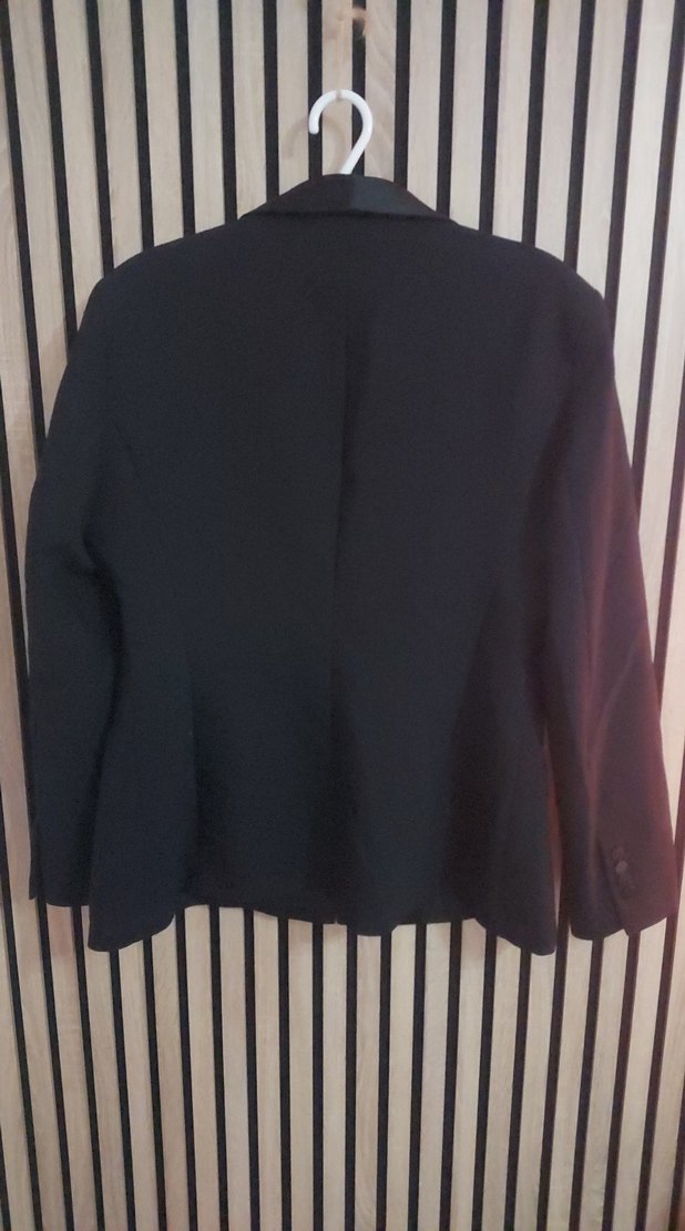 Düğmeli Siyah Kadın Blazer Ceket
AÇIKLAMADA GARANTİ VAR! - Görsel 3