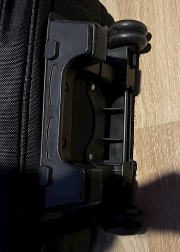 Küçük Boy Siyah Kabin Boy Valiz - Görsel 3