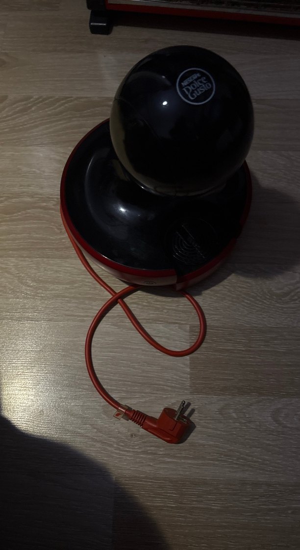 Kırmızı Nescafé Dolce Gusto Kahve Makinesi - Görsel 2