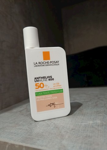 La Roche-Posay Anthelios UVMune 400 SPF 50+ Tonlu Sıvı