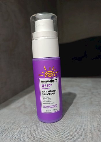 Maru-Derm SPF50+ Anti-Blemish Güneş Kremi