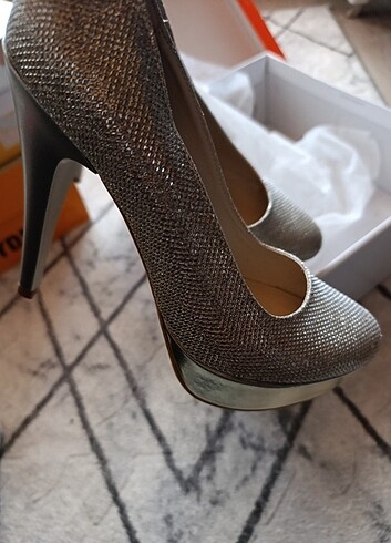 Topuklu ayakkabı - Görsel 6