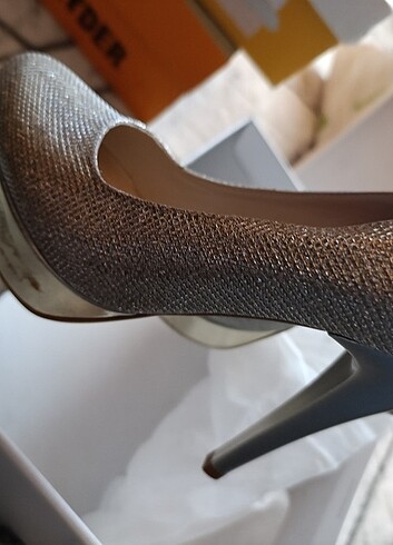 Topuklu ayakkabı - Görsel 11