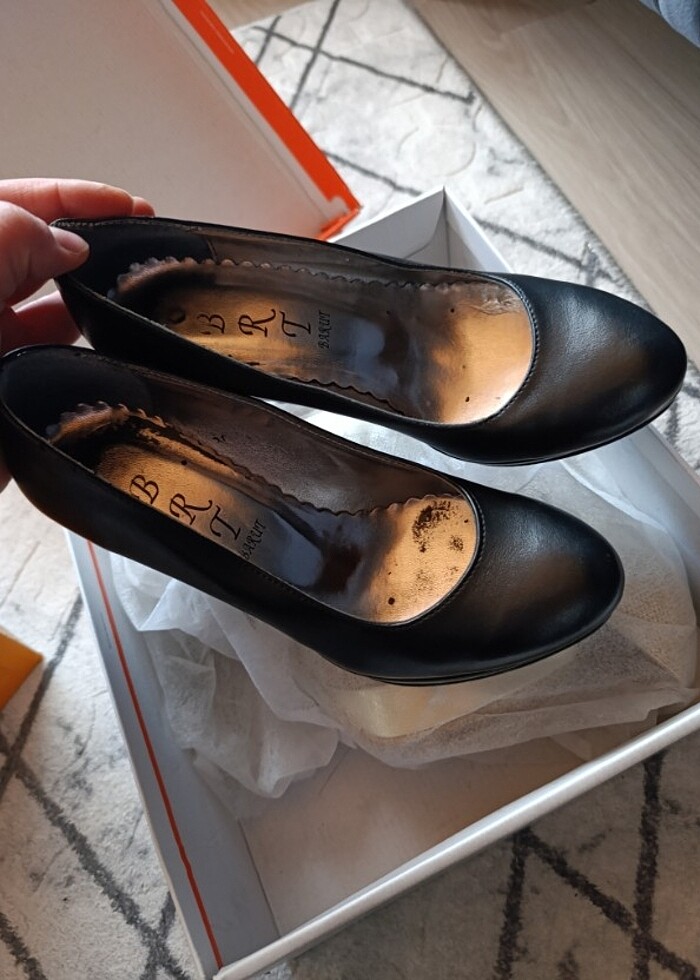 Topuklu ayakkabı - Görsel 4