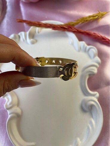  Beden altın Renk CHANEL İTHAL BİLEKLİK