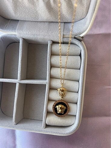  Beden VERSACE KOLYE