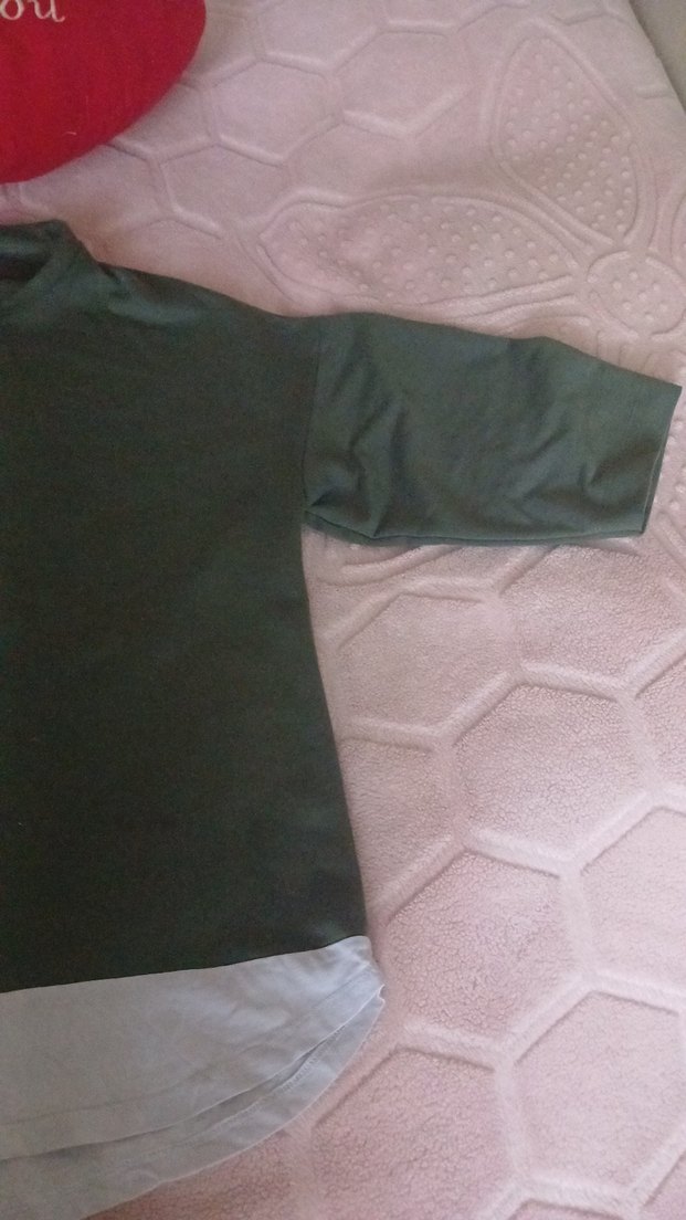 Pamuklu Uzun Kollu Tişörtü - Görsel 2