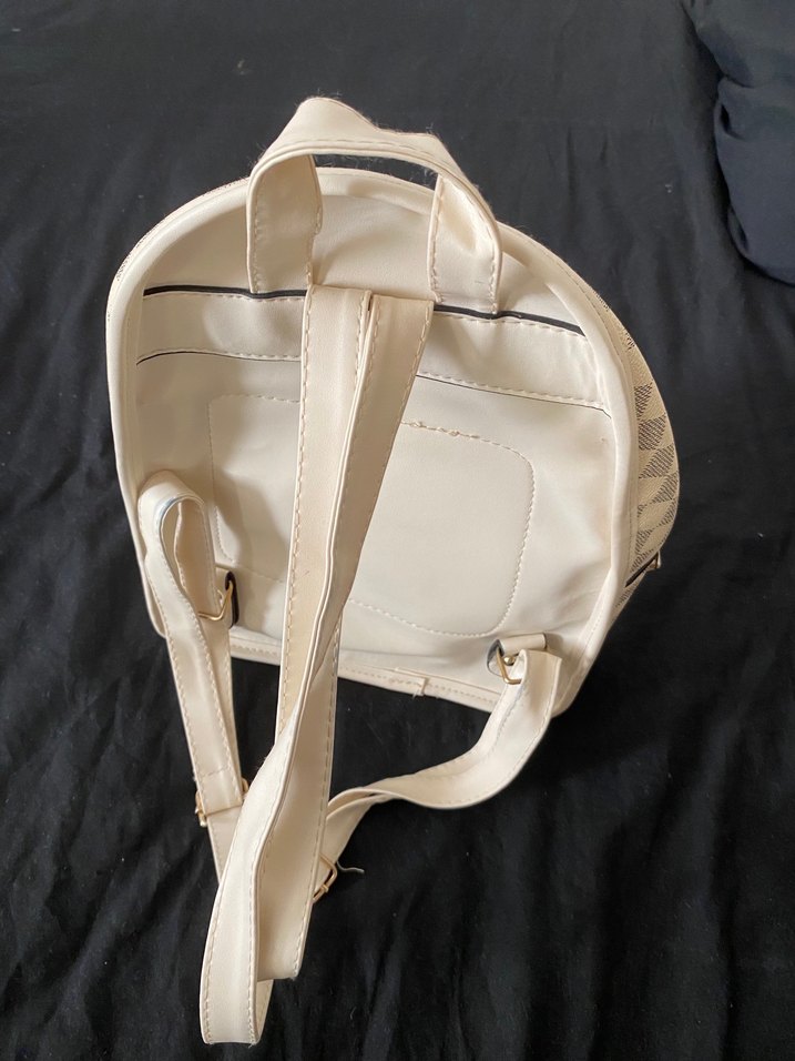 Ekru Beyaz Ekose Desenli Kadın Sırt Çantası - Görsel 2