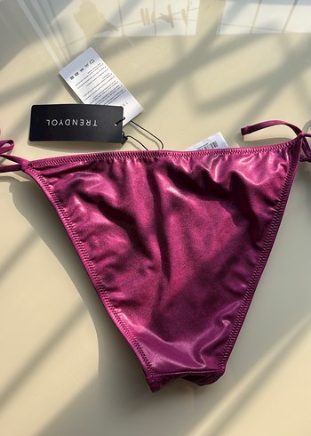 Koyu Pembe Kadın Bikini Altı - Görsel 4