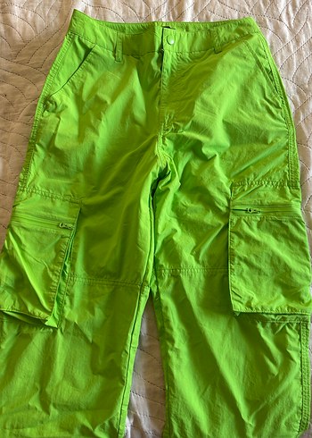 Parlak Yeşil Rahat Kesim Kadın Pantolon - Görsel 2