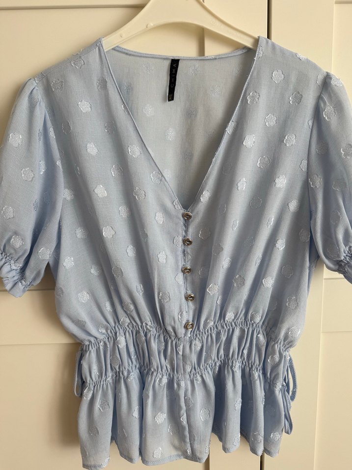 Mavi V Yaka Kısa Kollu Düğmeli Bluz - Görsel 2