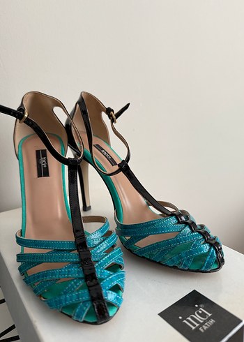 Turkuaz Yılan Desenli Tokalı Stiletto Topuklu Ayakkabı - Görsel 2