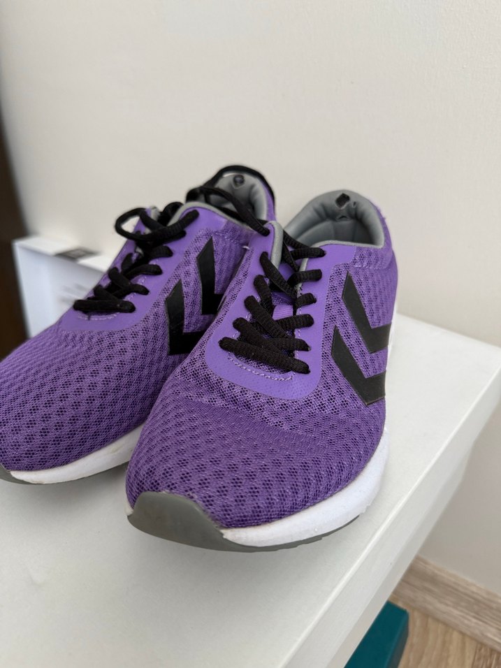 Mor Bağcıklı Kadın Spor Ayakkabı - Görsel 3