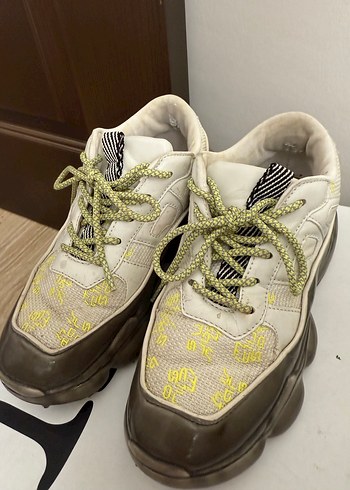 Sarı Yılan Desenli Bağcıklı Kadın Spor Ayakkabı - Görsel 6