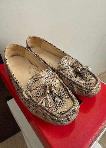 Kahverengi Gri Yılan Desenli Deri Püsküllü Dolgu Topuk - Görsel 3