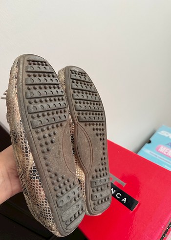 Kahverengi Gri Yılan Desenli Deri Püsküllü Dolgu Topuk - Görsel 5