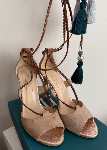 Bej Süet Bağcıklı Stiletto Topuklu Kadın Ayakkabı - Görsel 2