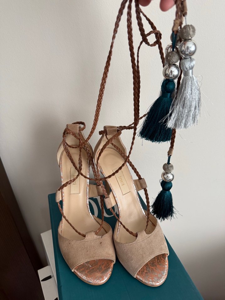 Bej Süet Bağcıklı Stiletto Topuklu Kadın Ayakkabı - Görsel 4