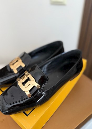 Altın Tokalı Siyah Rugan Kadın Loafer - Görsel 3