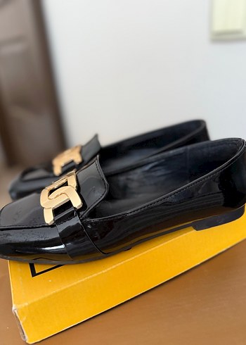 Altın Tokalı Siyah Rugan Kadın Loafer - Görsel 6