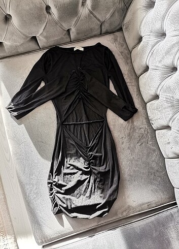 Zara Maat Pencere Detaylı Elbise 