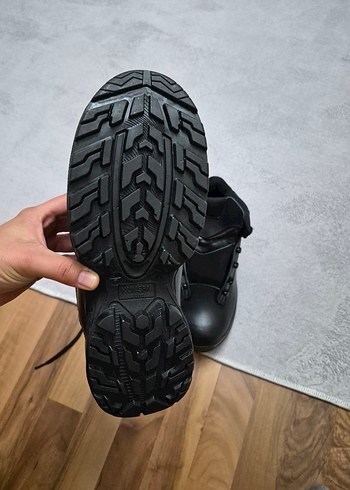 Siyah Tokalı Erkek Bot - Görsel 3