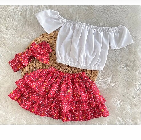 Yazlık bebek elbise