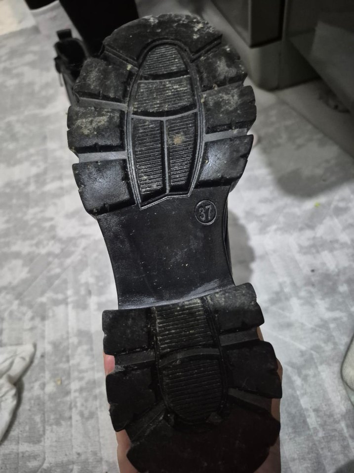 Siyah Deri Tokalı Yüksek Topuklu Goth Bot - Görsel 4