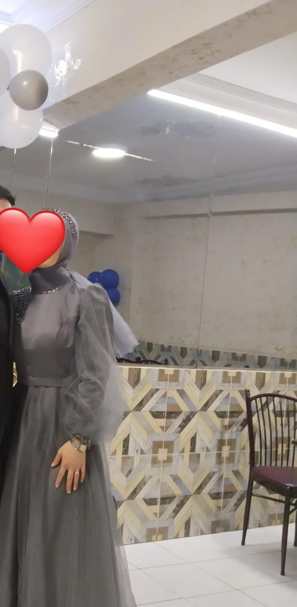 Uzun Kollu Gri İşlemeli Abiye Elbise - Görsel 2