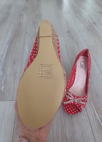 Kırmızı puantiyeli topuklu ayakkabi 38 numara - Görsel 7
