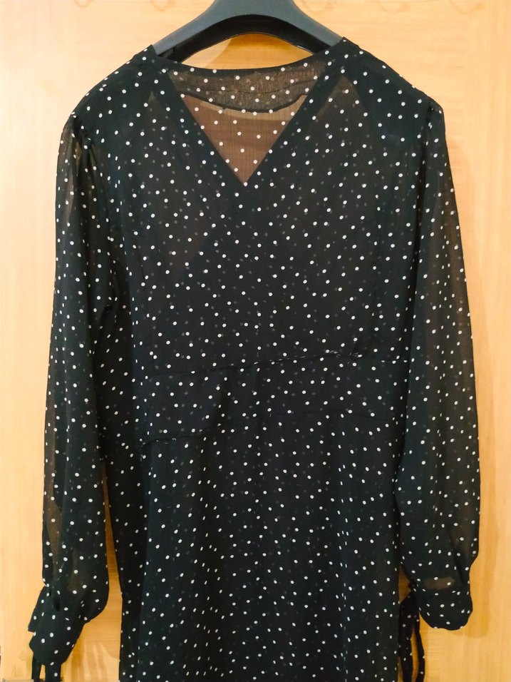 Uzun Kollu Siyah Puantiyeli Uzun Elbise - Görsel 3