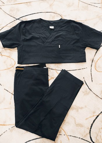 Kısa Kollu V Yaka Scrubs Takım - Görsel 3