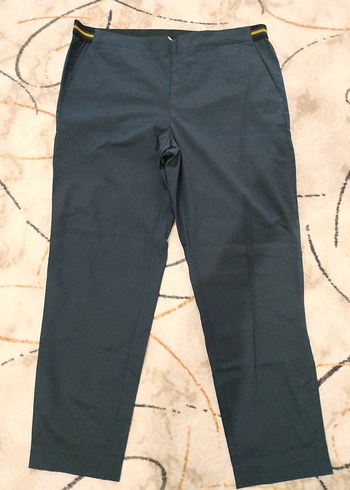 Kısa Kollu V Yaka Scrubs Takım - Görsel 4