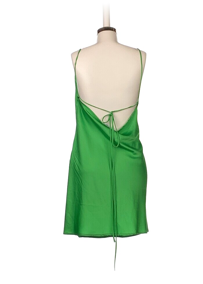 Stradivarius Mini Elbise %70 İndirimli. - Görsel 3