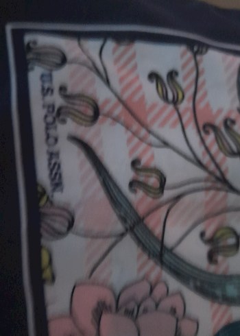 Çiçek Desenli Renkli Pileli Kadın Fular - Görsel 3