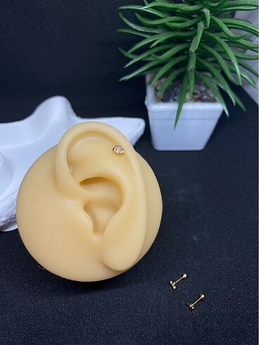 Gold & Gümüş Helix Piercing