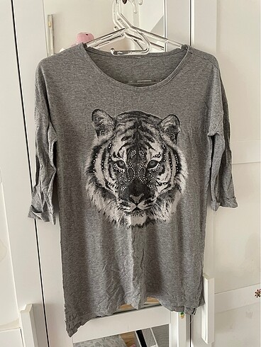 Üst t-shirt