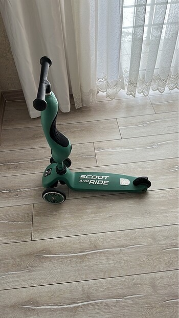 Diğer Scoot and ride scooter