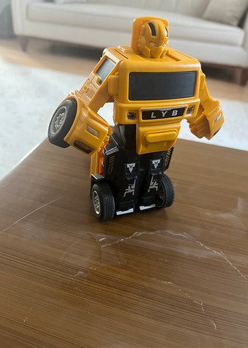  Beden Sarı Renkli Robota Dönüşen Oyuncak Kamyon