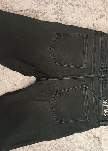 Defacto erkek Siyah Fermuarlı Dar Kesim Denim Şort