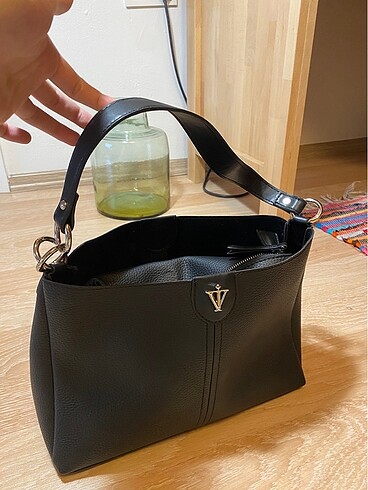 İLVİ Kadın Siyah Kol Çantası - Görsel 7