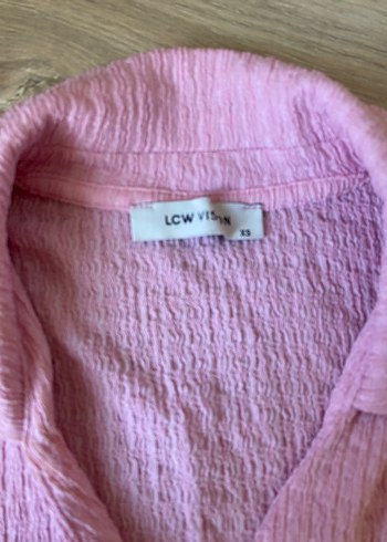 LC Waikiki Düğmeli Pembe Kısa Kollu Keten Bluz