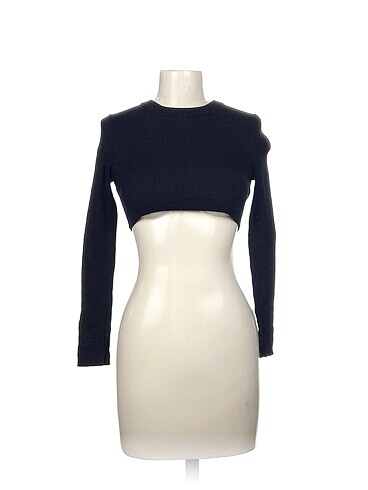 Pull and Bear Mini Üst %70 İndirimli.