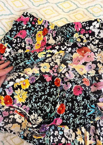 Çiçek Desenli Şortlu Mini Etek - Görsel 3